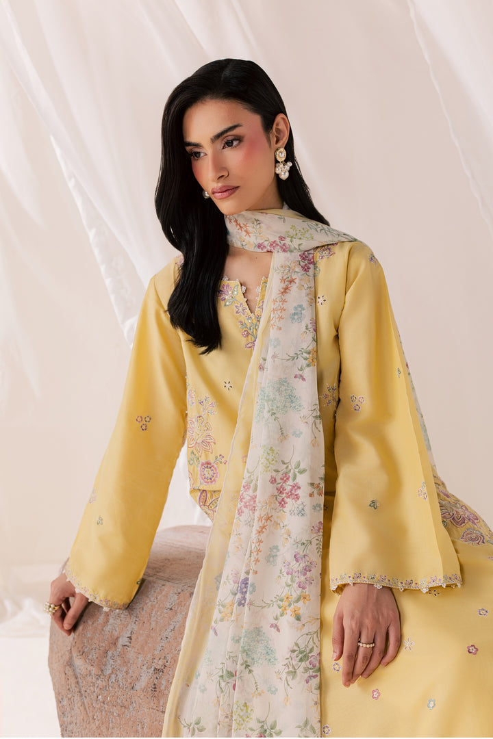 Florellow 3Pc - Luxury Embroidered Lawn