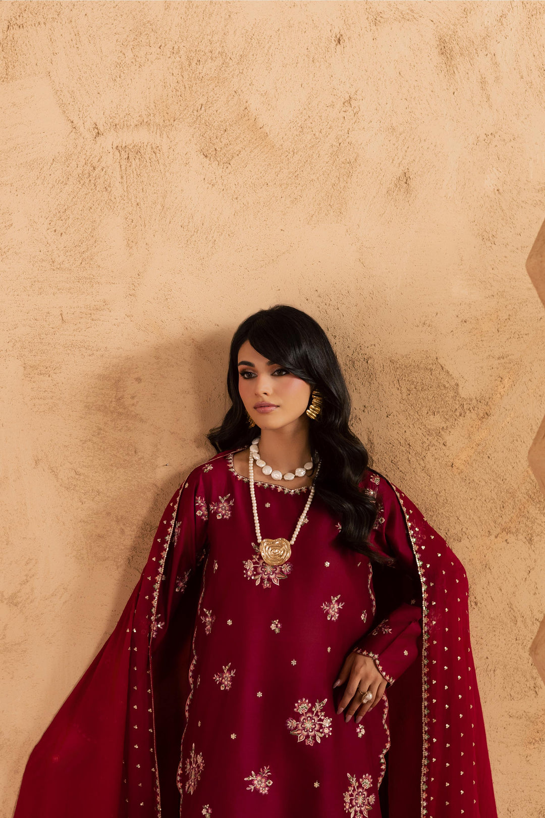 Red Queen 3Pc - Embroidered Festive Pret