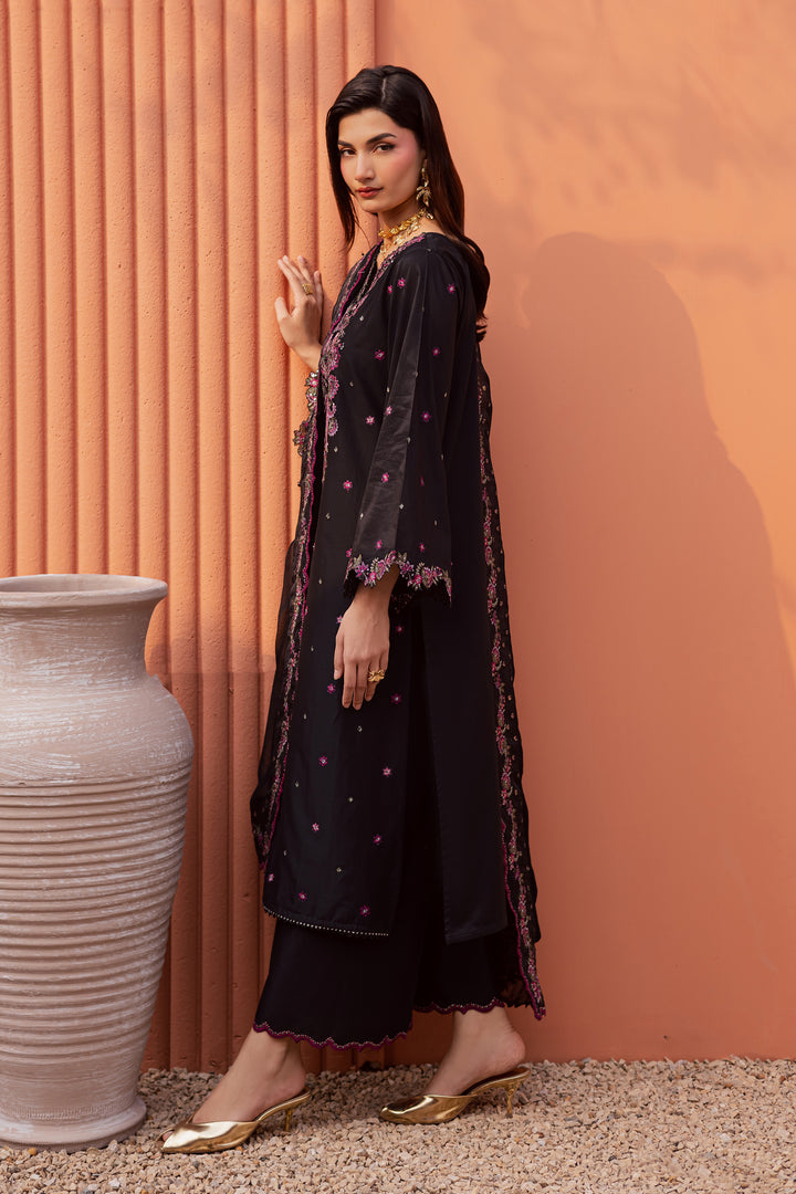Unaiza 3Pc - Festive Embroidered Lawn