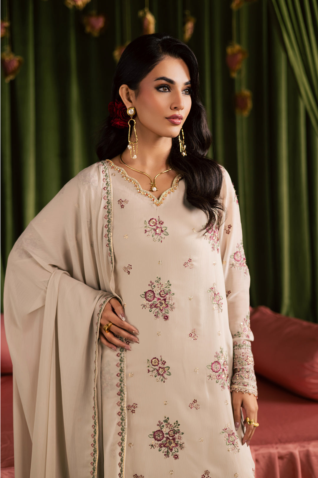 Nur Fasana 3Pc - Festive Luxe Pret
