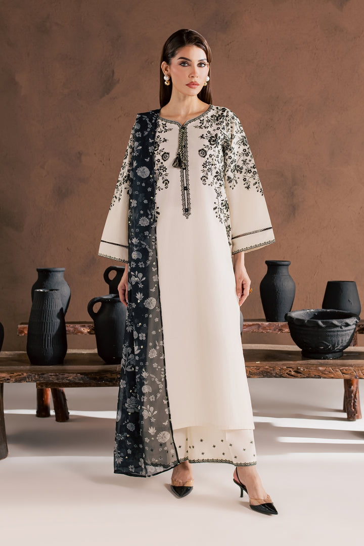 Salaar 3Pc - Embroidered Cambric Pret