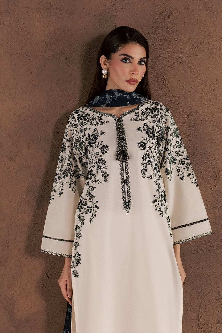 Salaar 3Pc - Embroidered Cambric Pret